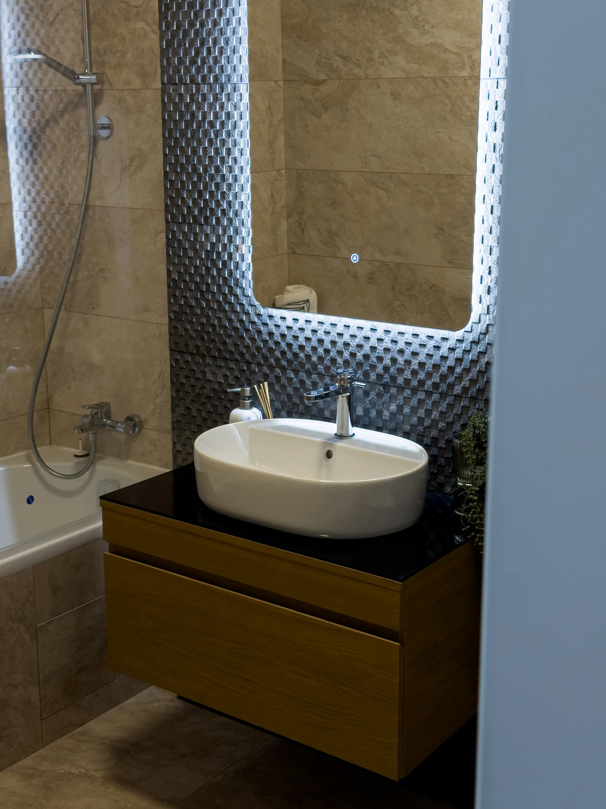 Wood & Cream Apartment — Bucharest